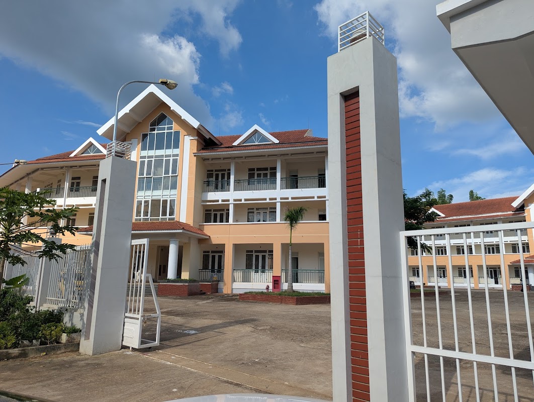 Trường TH, THCS & THPT Chu Văn An