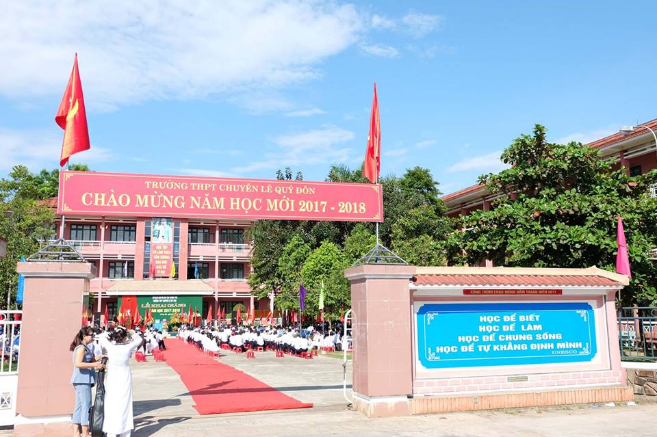 Trường THPT chuyên Lê Quý Đôn