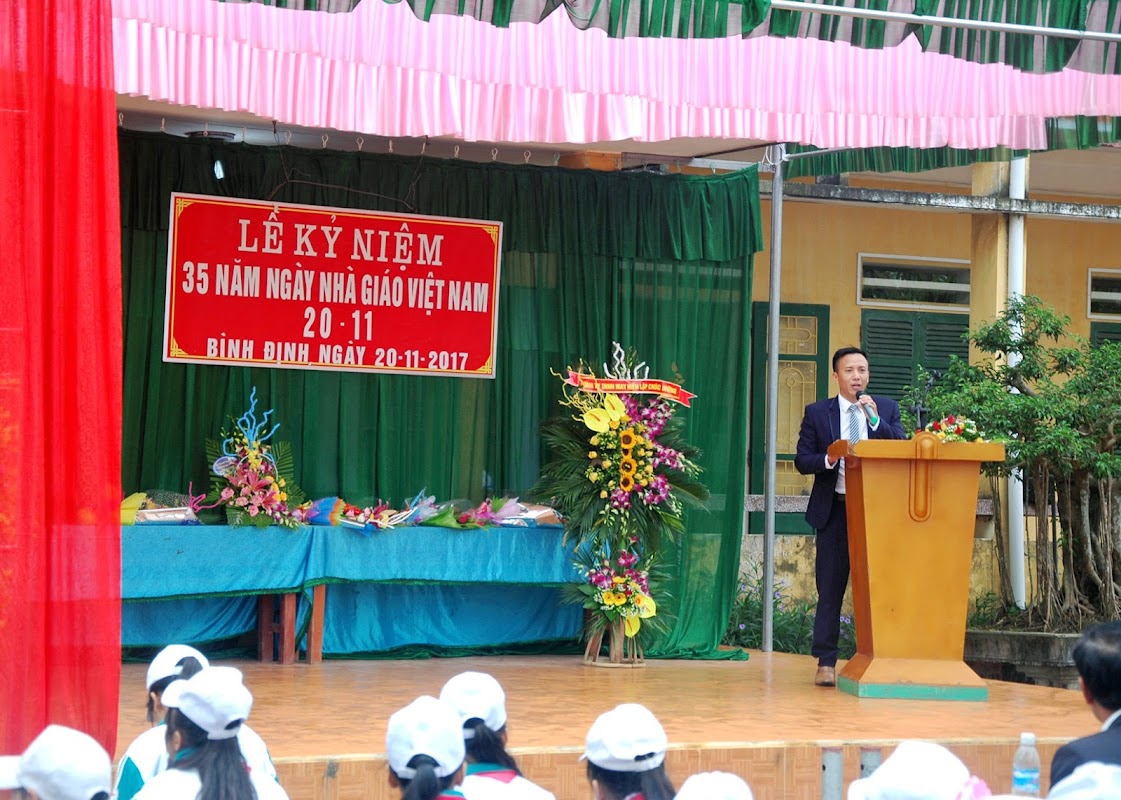 Trường THCS Bình Định