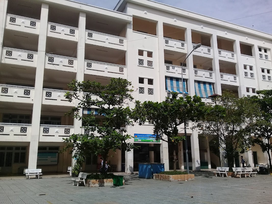 Trường THCS Điện Biên