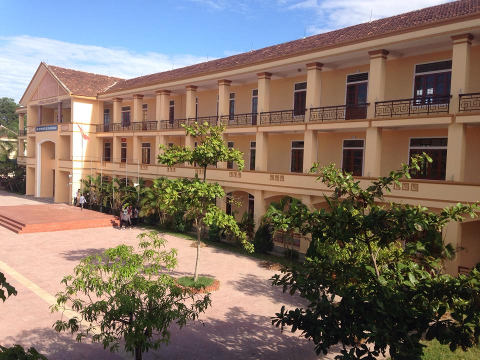 Trường THPT Nguyễn Thị Minh Khai