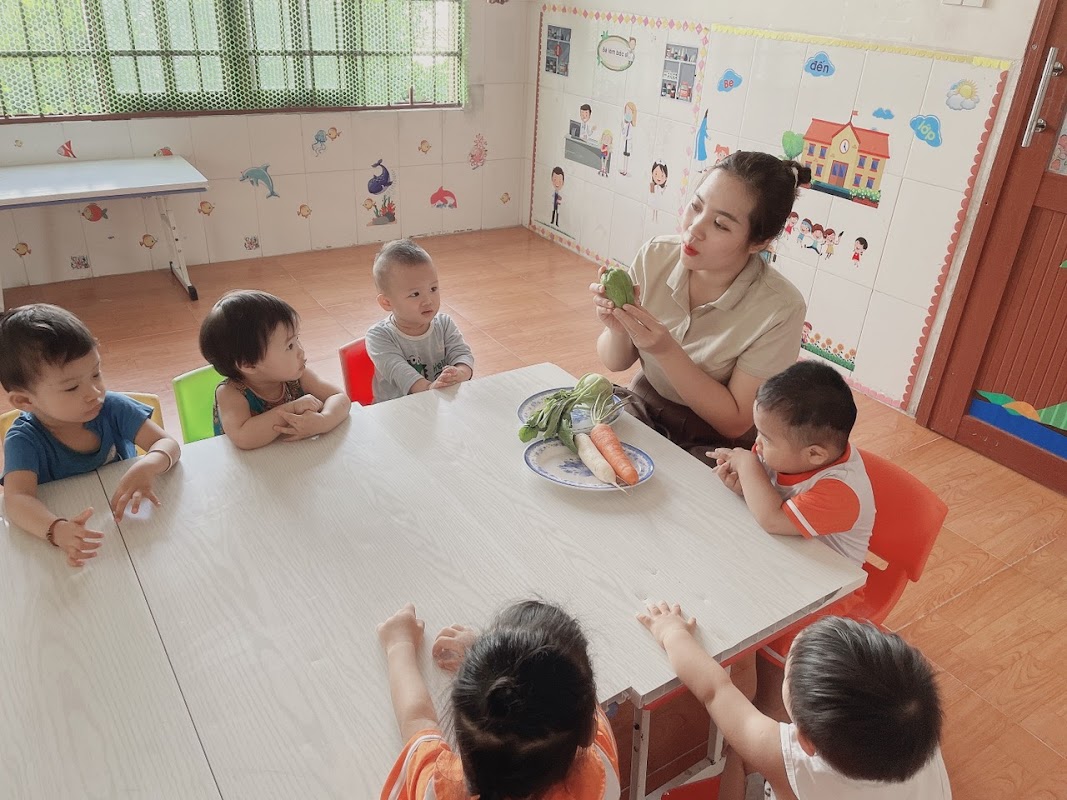 Trường Mầm Non Én Vàng