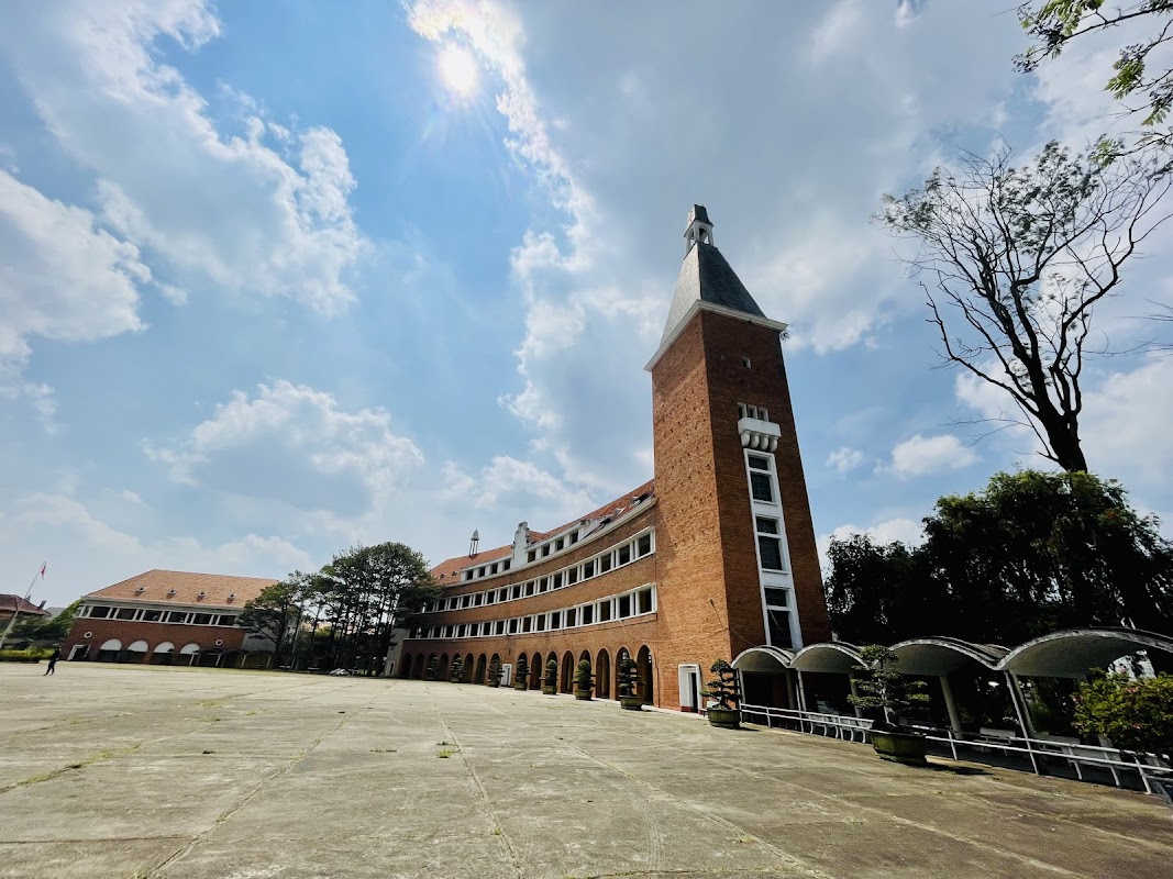 Trường Cao đẳng Đà Lạt