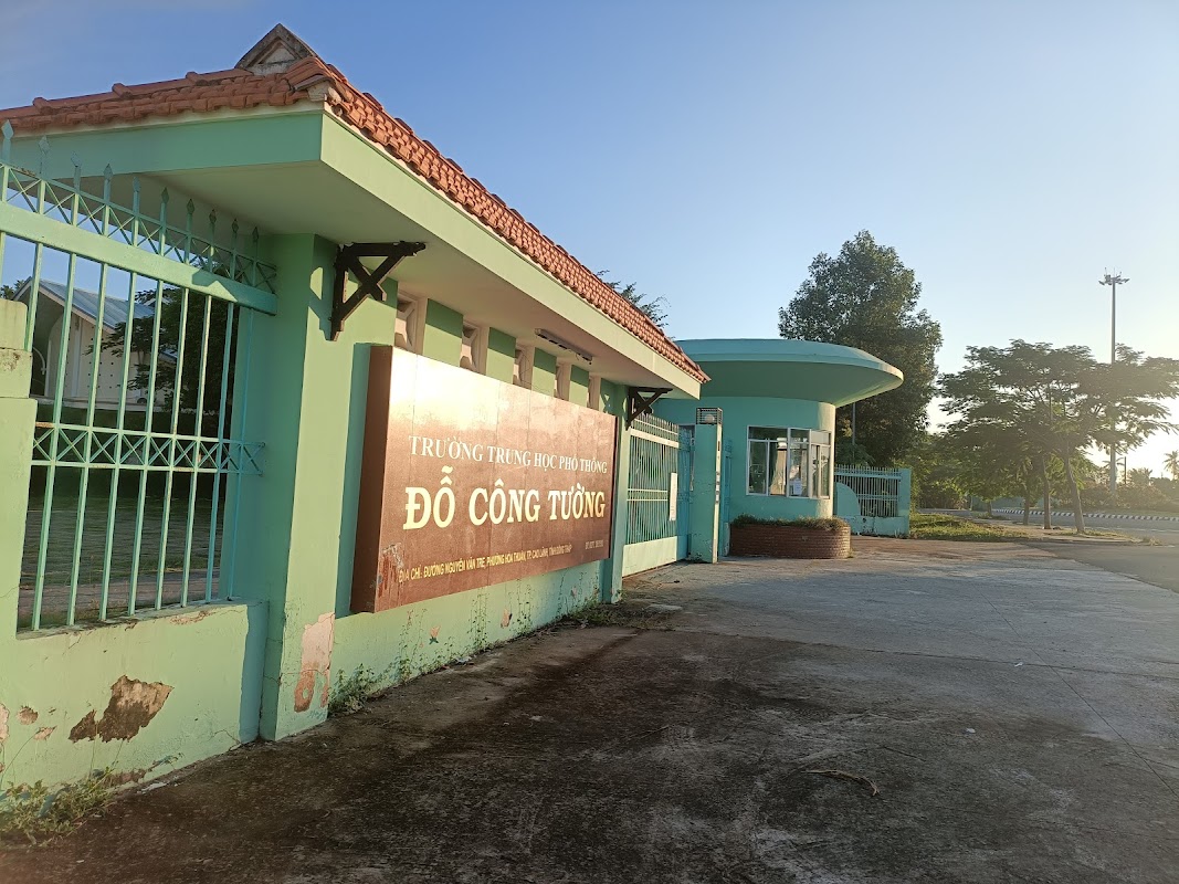 Trường THPT Đỗ Công Tường