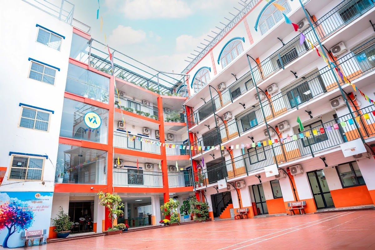Trường Tiểu học & THCS Việt – Anh