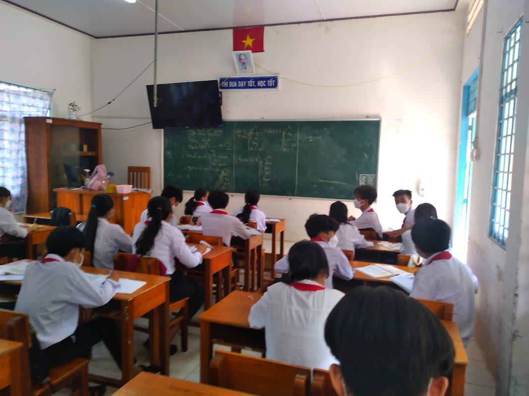 Trường THCS Long An