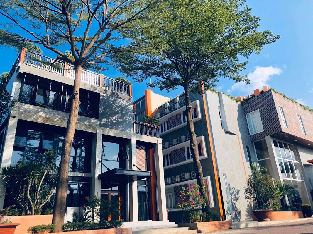 Trường Tư thục Tiểu học,THCS và THPT Trương Vĩnh Ký