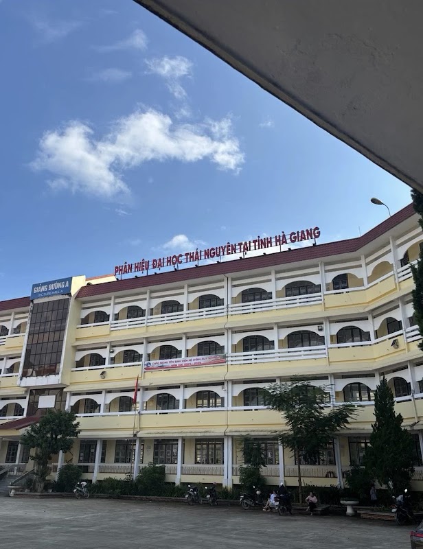 Phân hiệu đại học thái nguyên tại hà giang