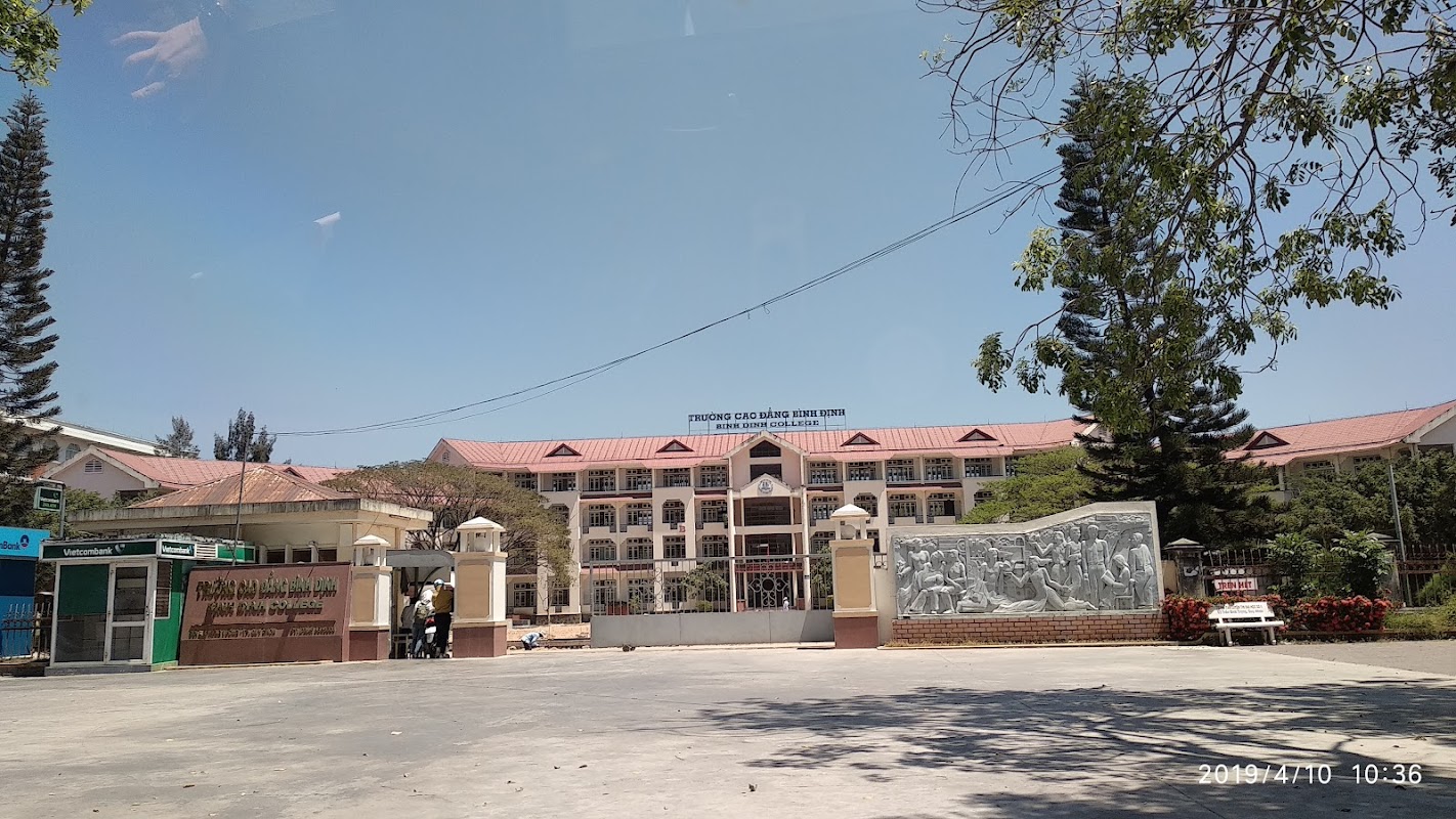 Cao Đẳng Bình Định