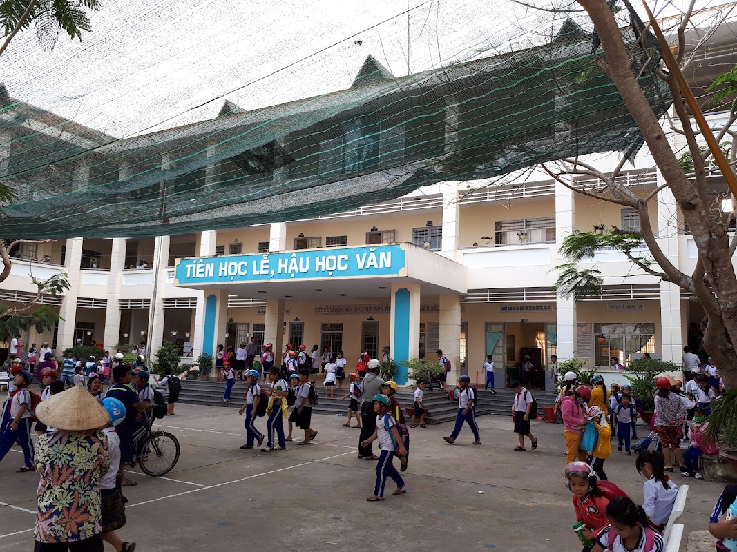 Trường Tiểu học Him Lam