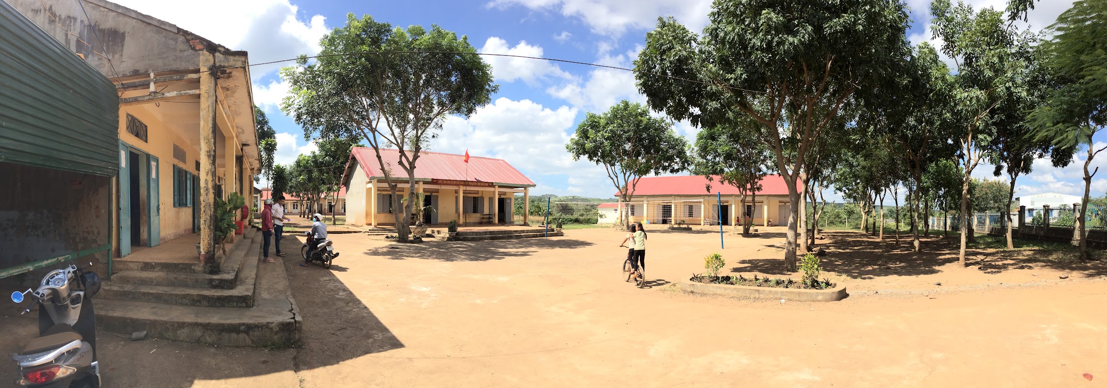 Trương Tiểu Học Hùng Vương