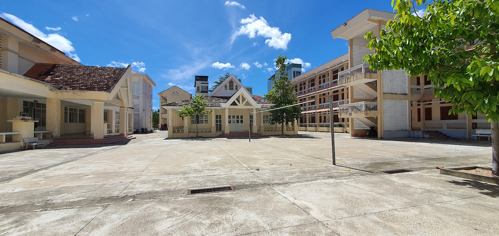 Trường Phổ Thông Dân Tộc Nội Trú Bình Định