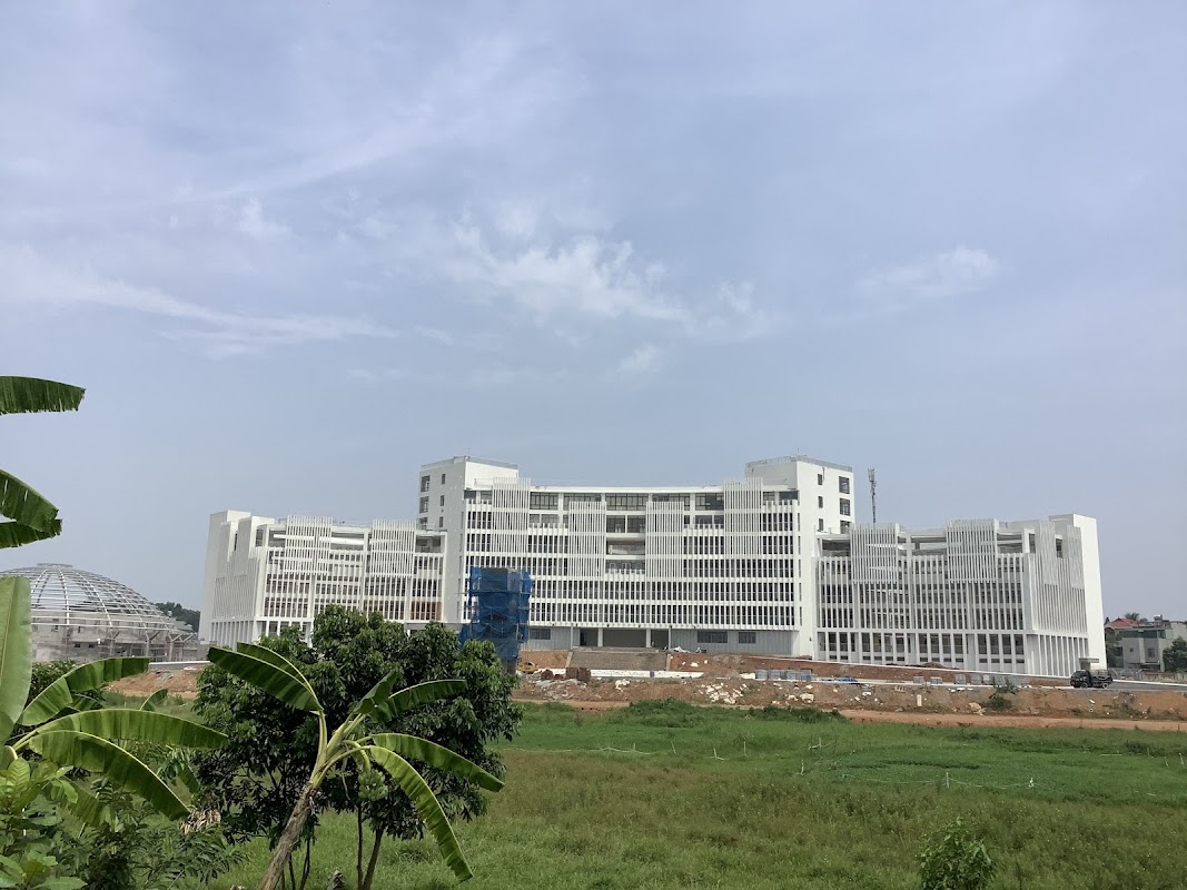 Trường THPT Chuyên Hùng Vương