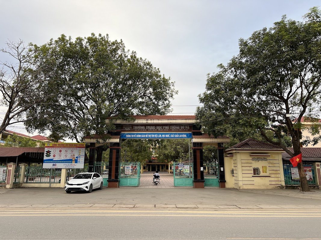 Trường THPT Bố Hạ