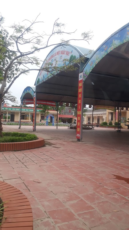 Trường Tiểu Học Tiến Dũng