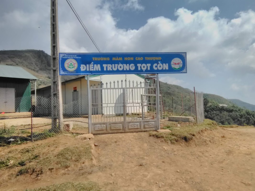 Điểm Trường Tọt Còn