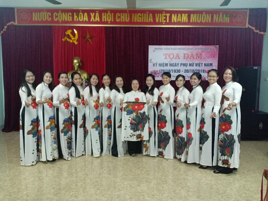 Trường Trung cấp Dân tộc Nội trú Nghệ An