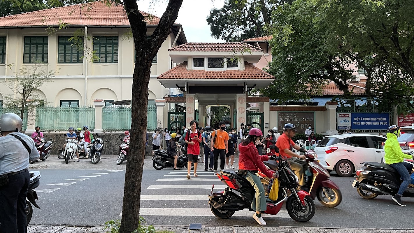 Trường THCS Lê Quý Đôn