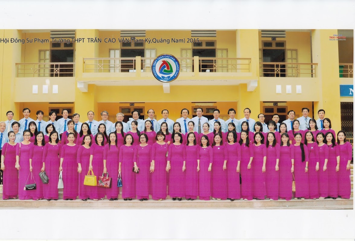 Trường THPT Trần Cao Vân