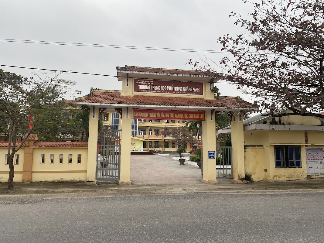 Trường THPT Quảng Ninh