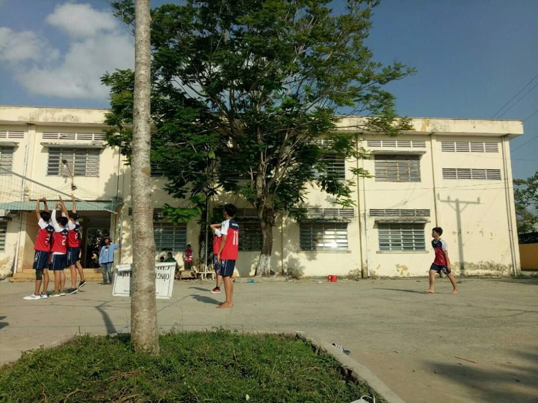 Trường THPT Lương Thế Vinh