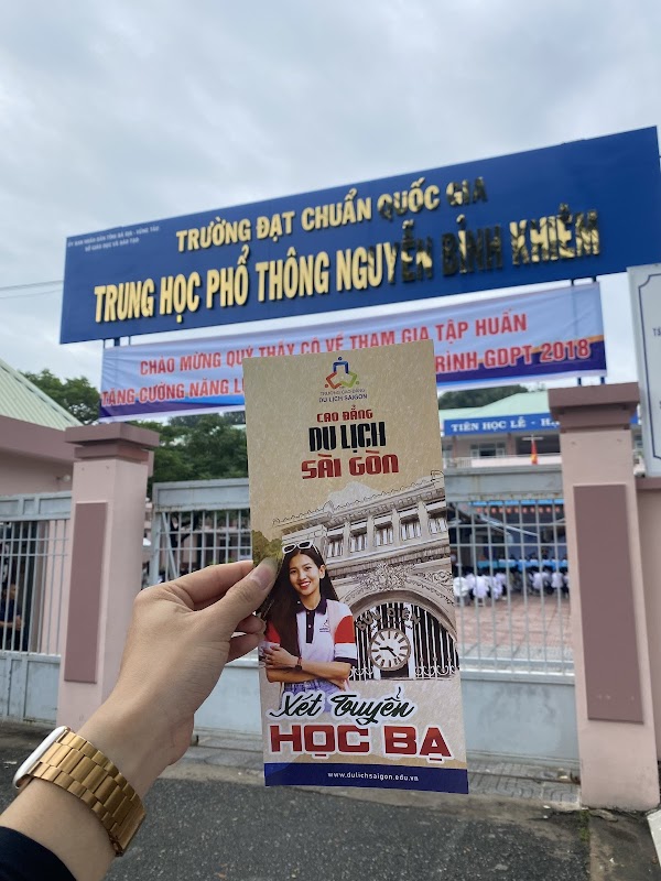 Trường THPT Nguyễn Bỉnh Khiêm