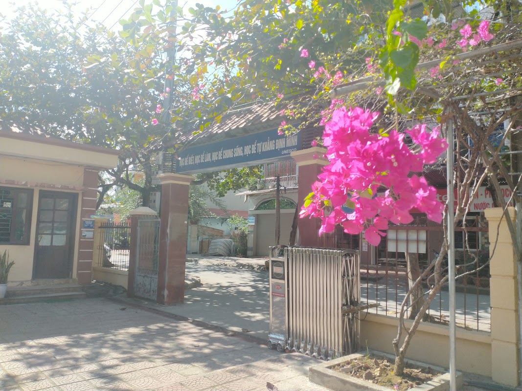 Trung tâm Giáo dục Thường xuyên tỉnh Điện Biên