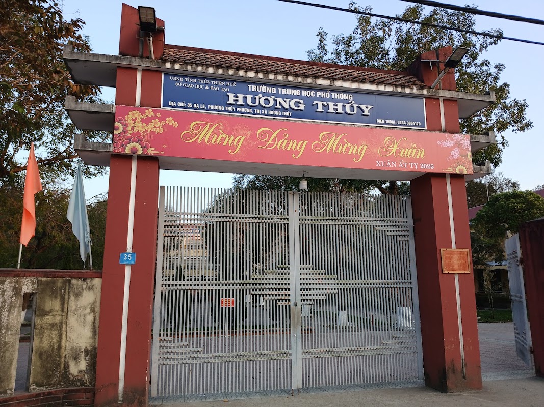 Trường THPT Hương Thủy