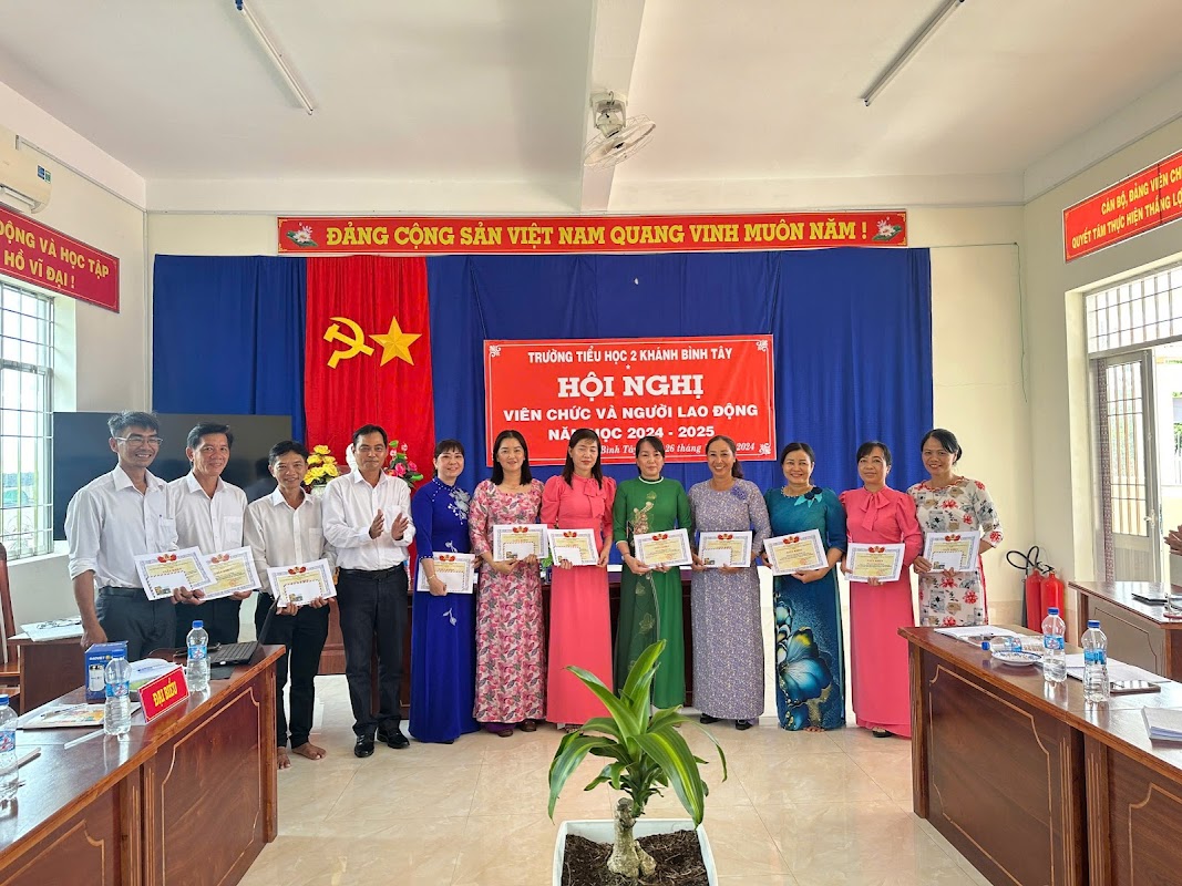 Trường tiểu học 2 Khánh Bình Tây xã Khánh Bình Tây huyện Trần Văn Thời tỉnh Cà Mau