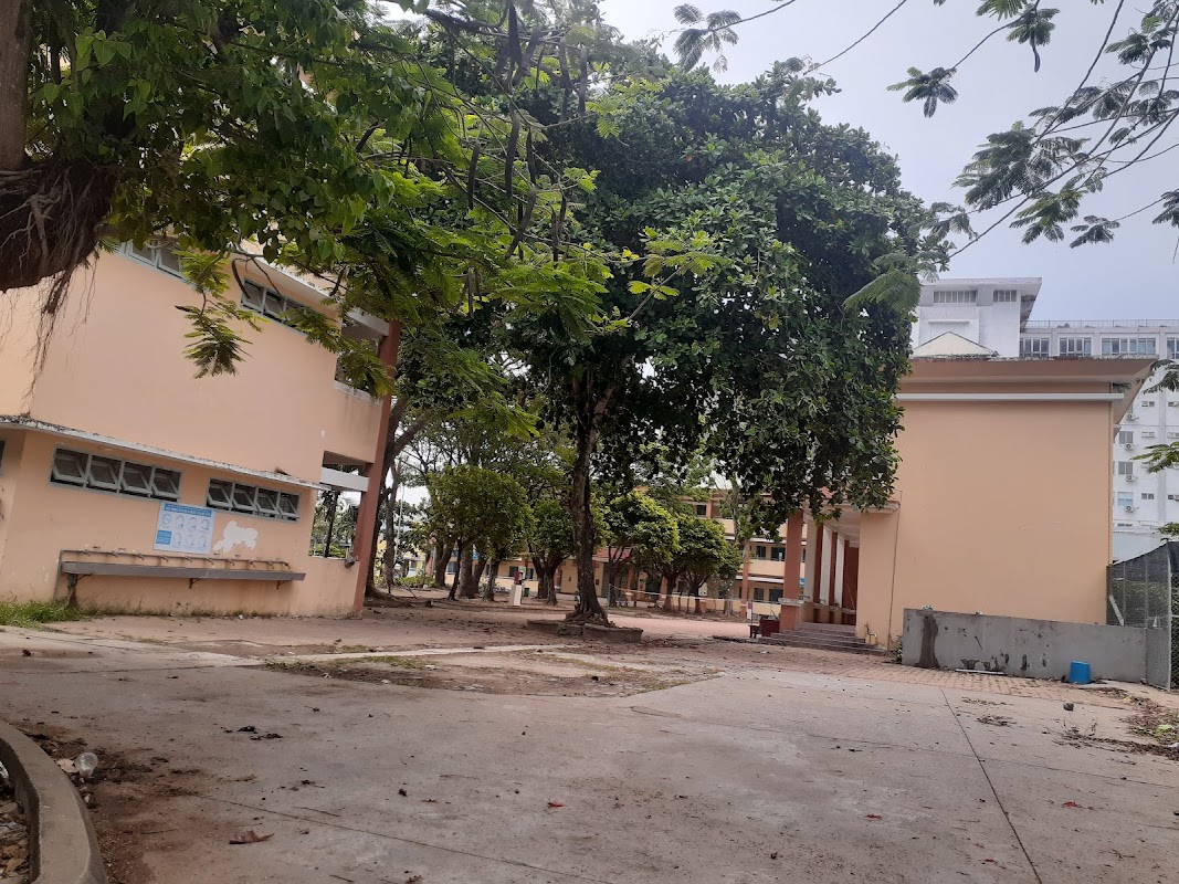 Trường THCS Lê Quý Đôn