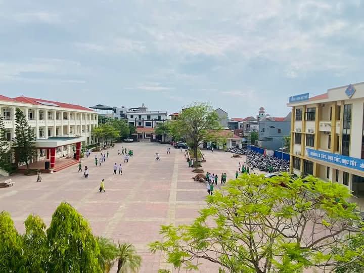 Trường THPT Minh Hà