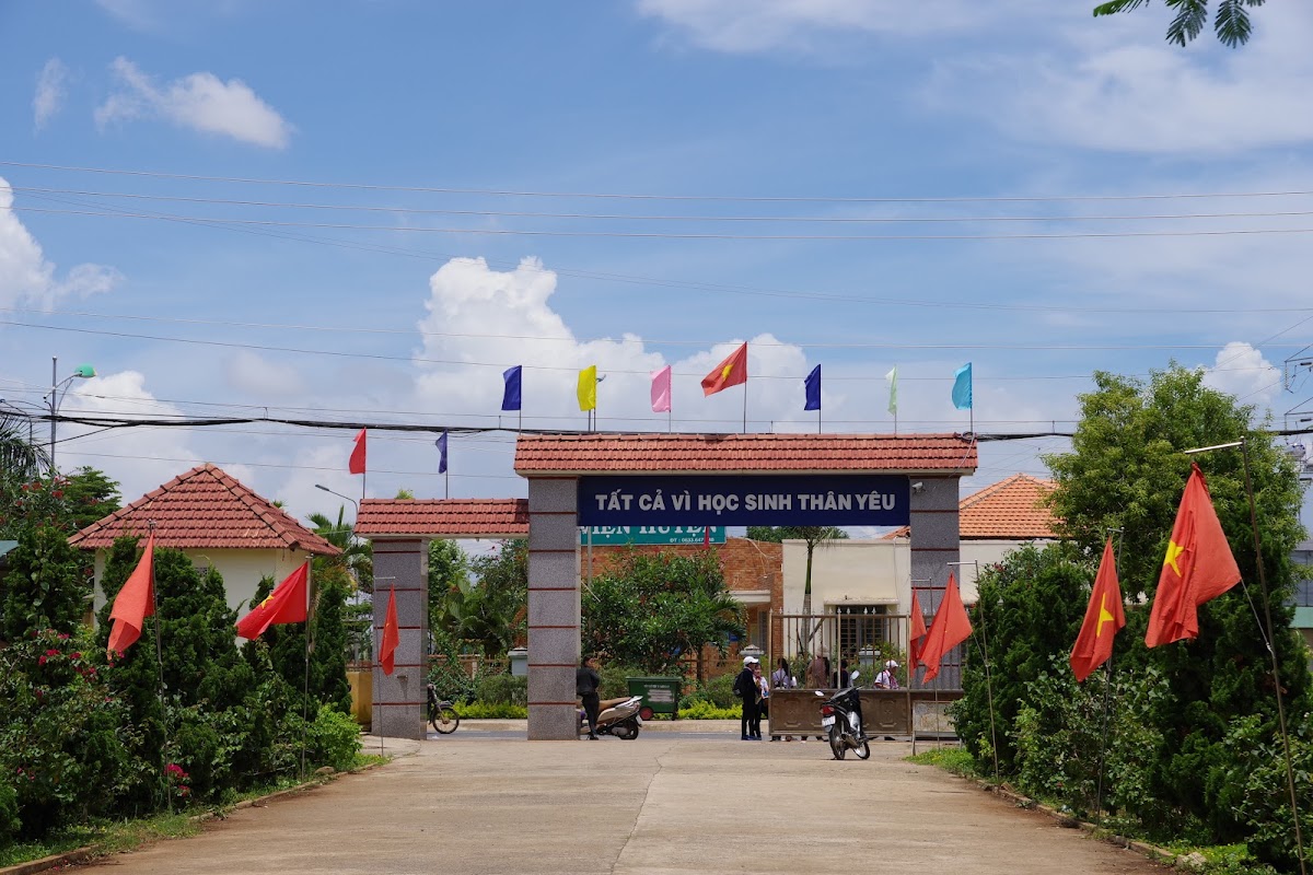 Trường THCS Lê Hồng Phong