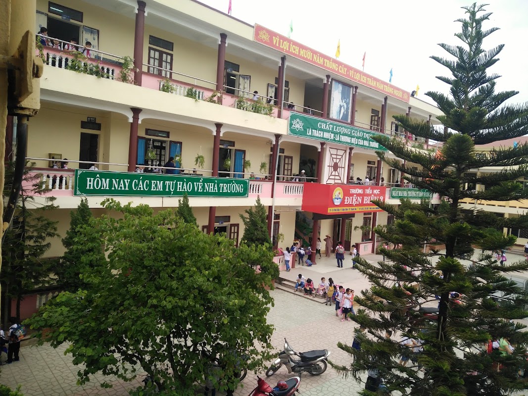 Trường tiểu học Điện Biên 2