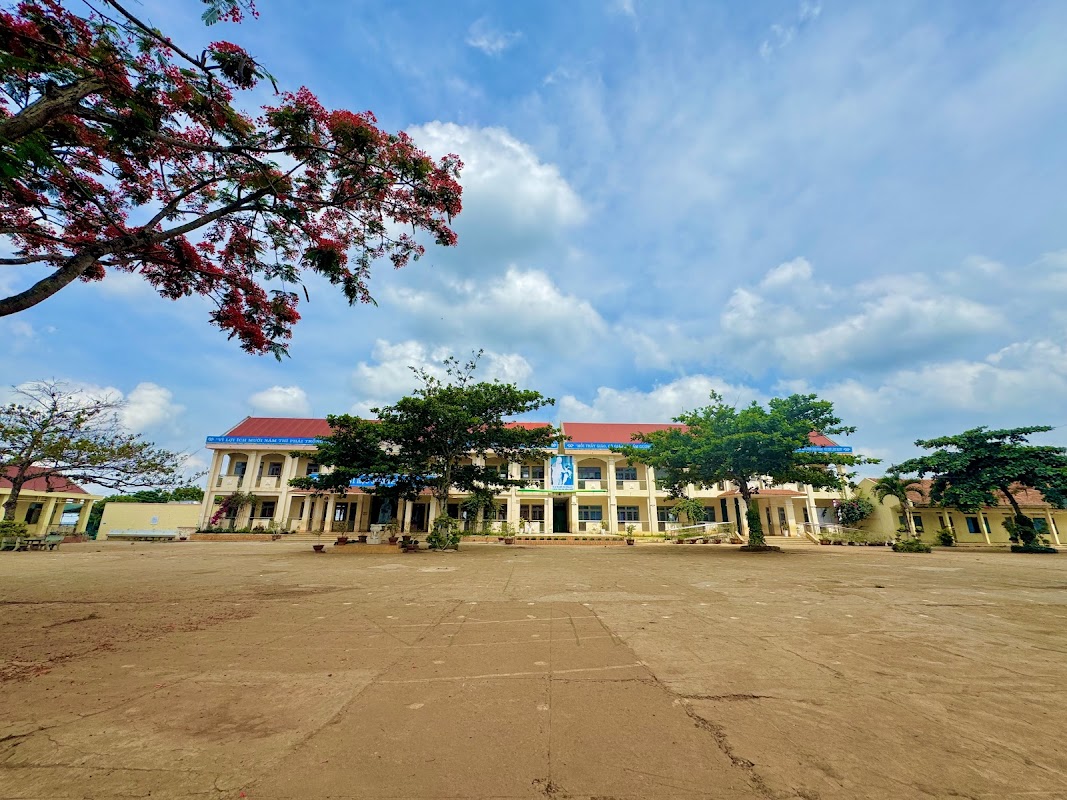 Trường Tiểu học Nguyễn Bỉnh Khiêm