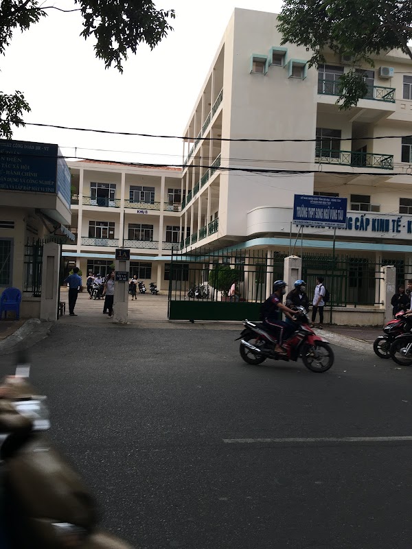 Trường Trung Cấp Nghề Kinh Tế Kỹ Thuật Công Đoàn Bà Rịa Vũng Tàu